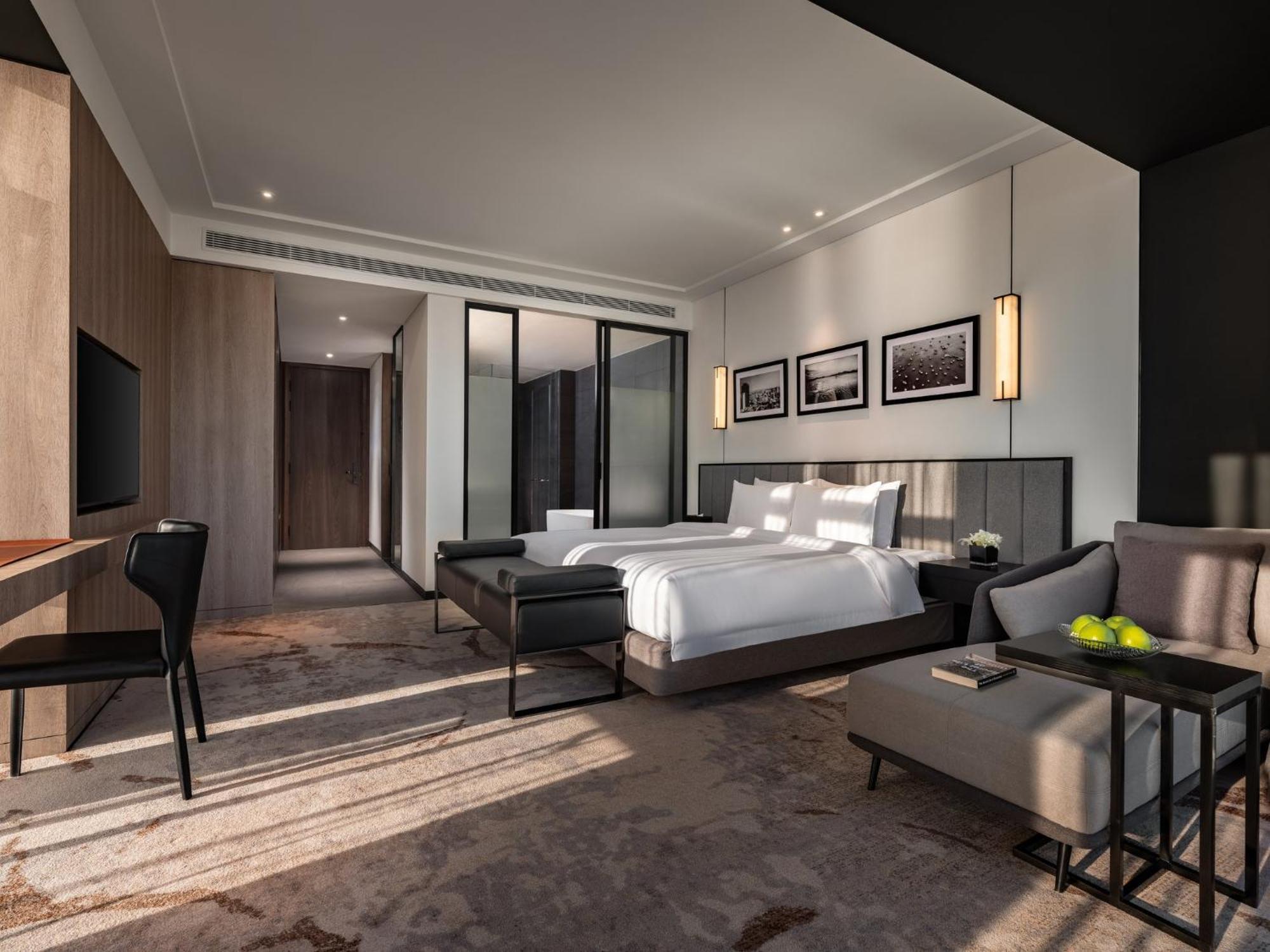 Crowne Plaza Danang City Centre By Ihg Екстер'єр фото