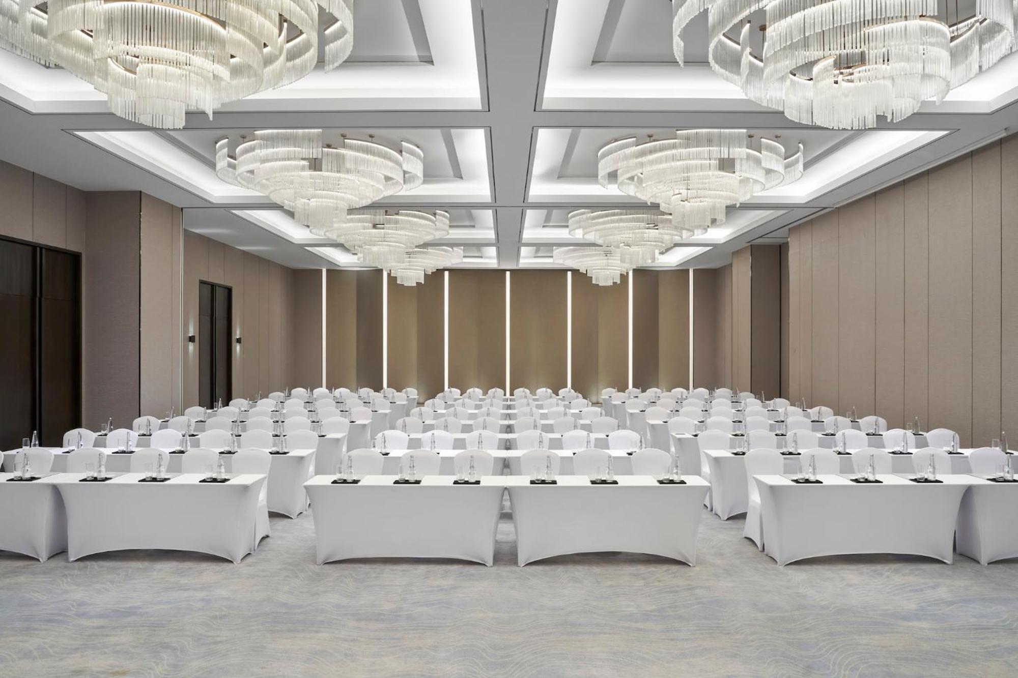 Crowne Plaza Danang City Centre By Ihg Екстер'єр фото