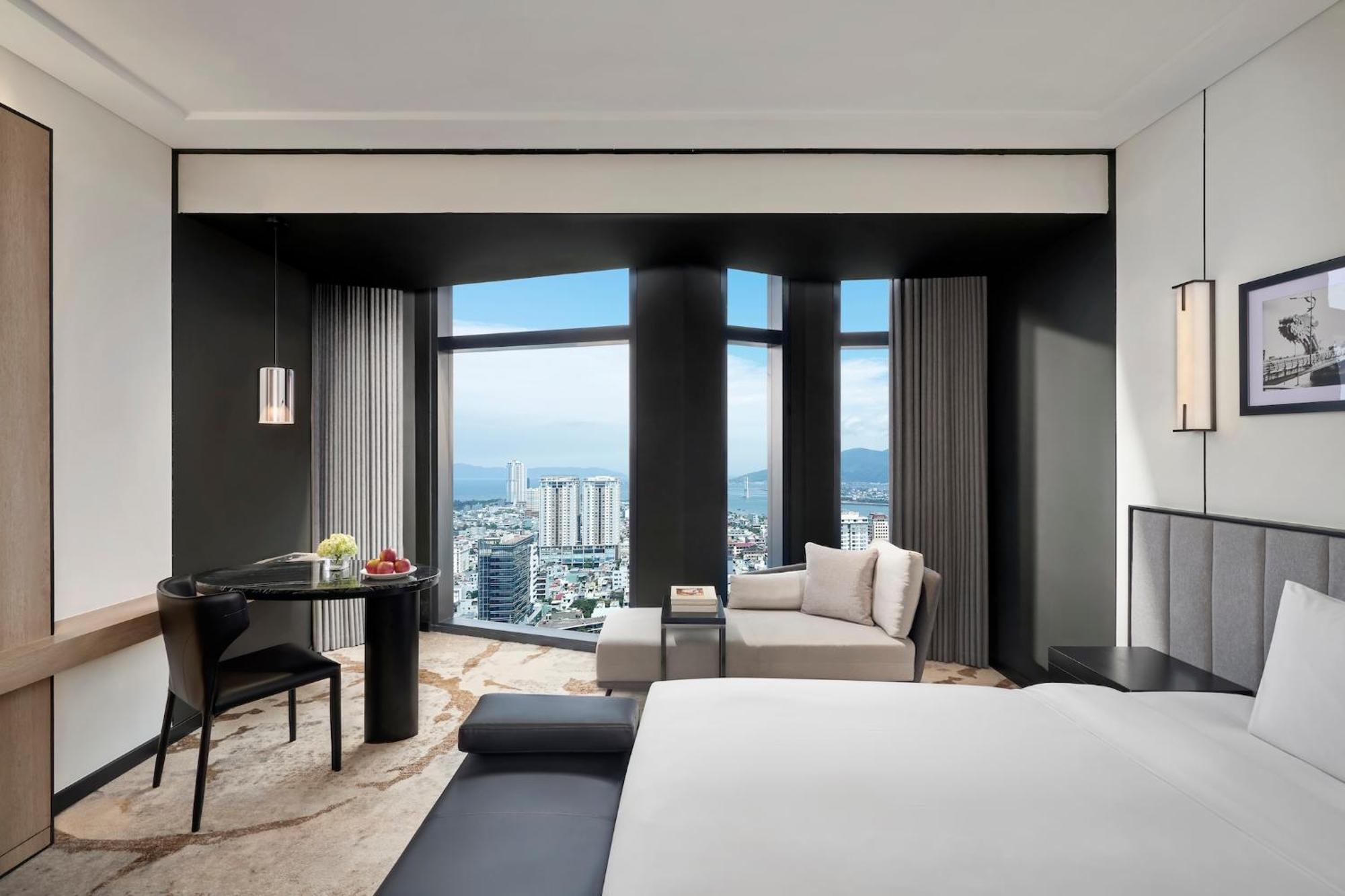 Crowne Plaza Danang City Centre By Ihg Екстер'єр фото